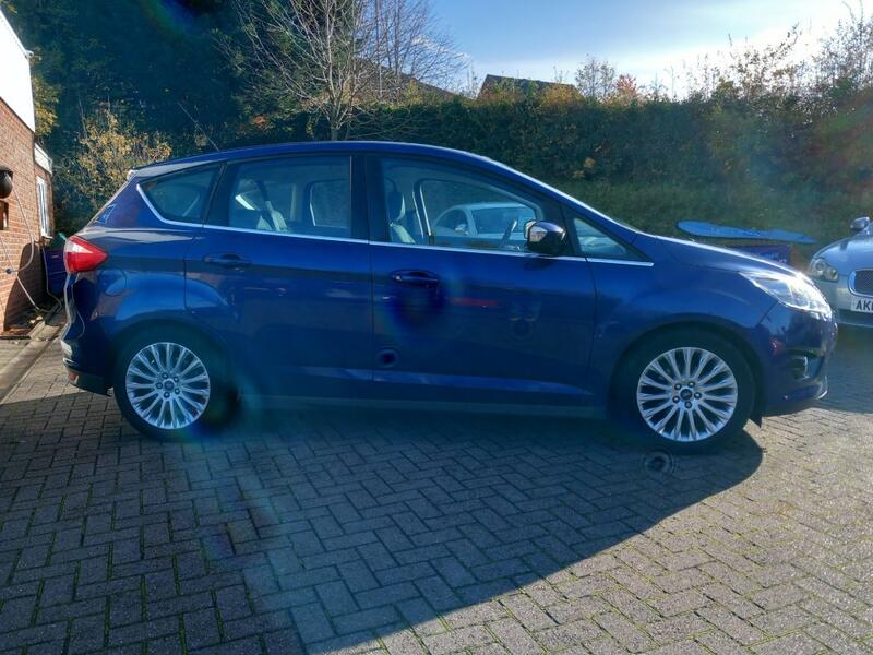 View FORD C-MAX 1.6 TDCi Titanium Euro 5 5 Door MPV Diesel Manual