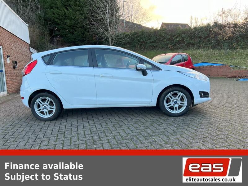 View FORD FIESTA 1.0 Zetec 