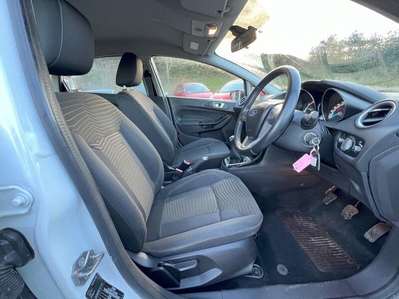 View FORD FIESTA 1.0 Zetec 