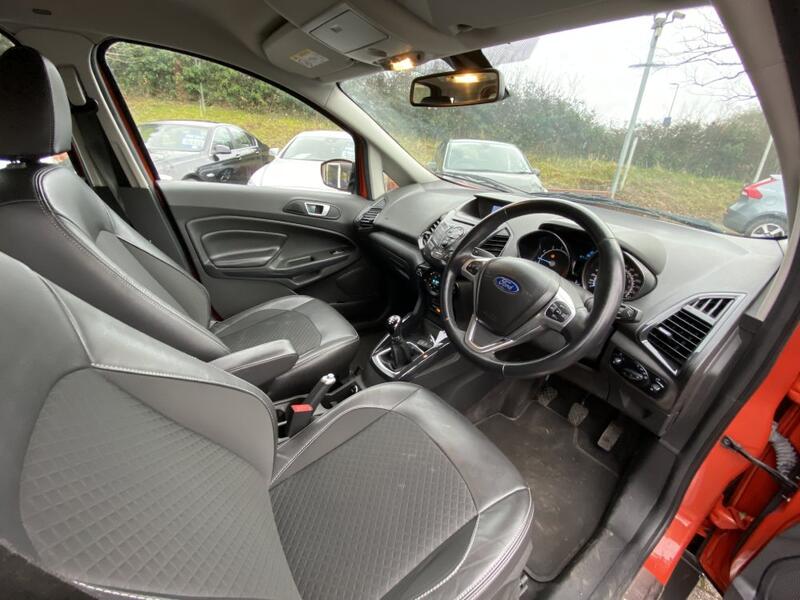 View FORD ECOSPORT 1.0 T EcoBoost Titanium 