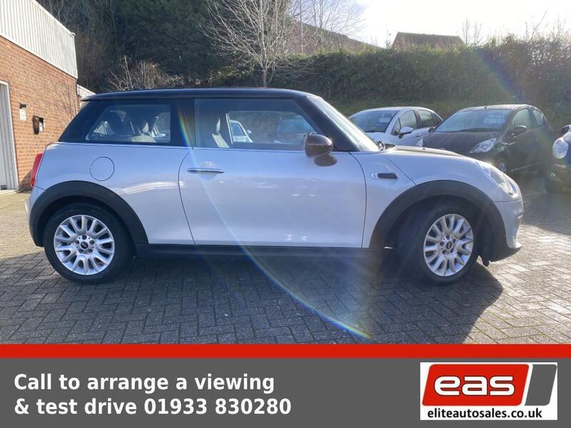 View MINI HATCH 1.5 Cooper 3-Door Hatch