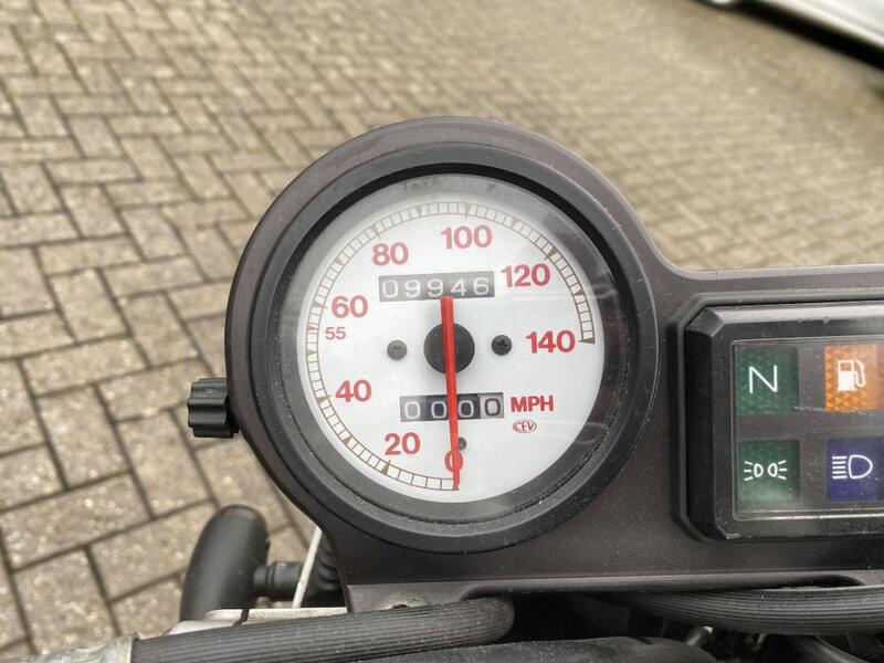 DUCATI 600