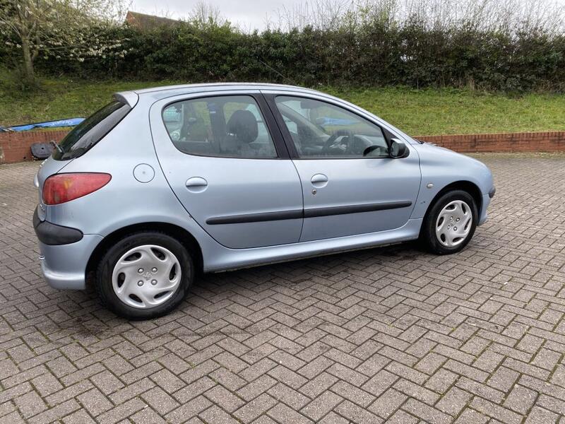 View PEUGEOT 206 1.4 HDi LX 