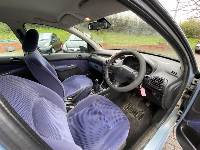 View PEUGEOT 206 1.4 HDi LX 