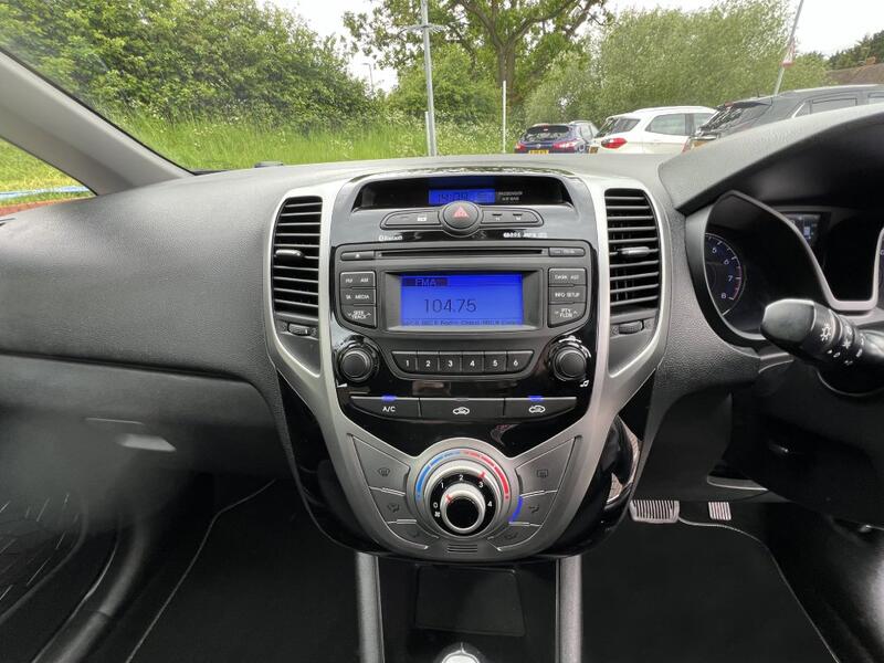 HYUNDAI IX20