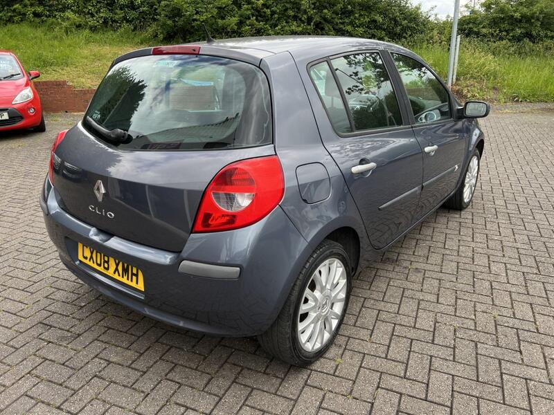 RENAULT CLIO