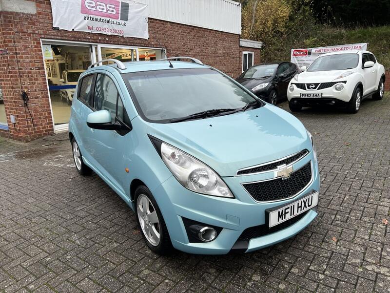 View CHEVROLET SPARK 1.2 i LT