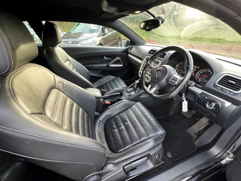 View VOLKSWAGEN SCIROCCO 2.0 TDI BlueMotion Tech DSG Automatic