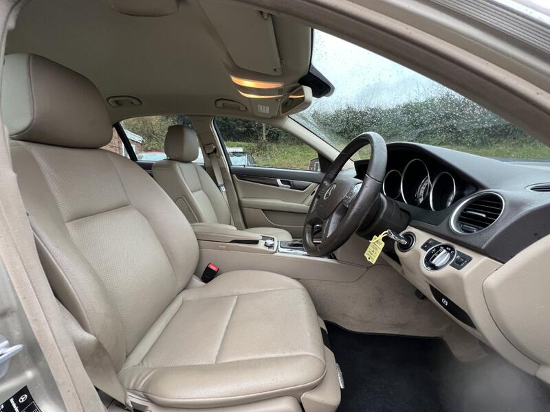 View MERCEDES-BENZ C CLASS 2.1 C220 CDI BlueEfficiency Elegance