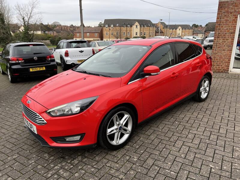 FORD FOCUS