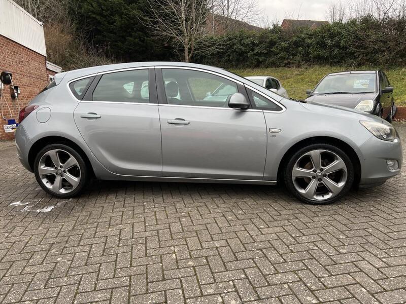 View VAUXHALL ASTRA 1.6 16v SRi 5 Dr Hatch Part EX to Clear LONG MOT