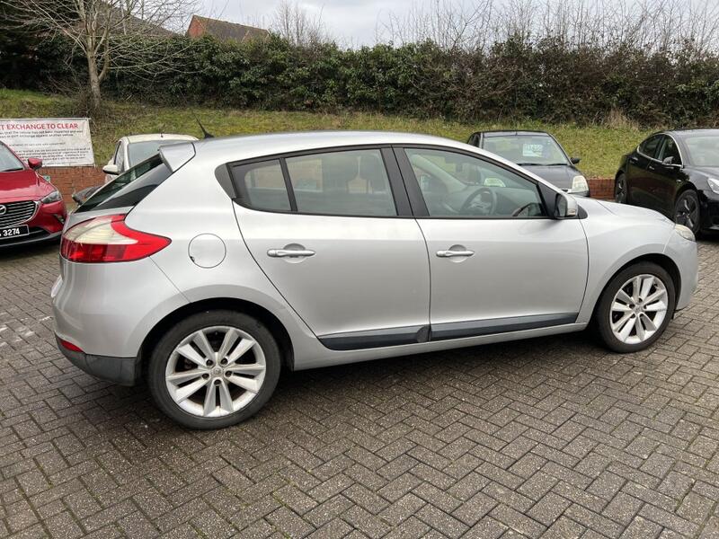 View RENAULT MEGANE 1.6 16V I-Music
