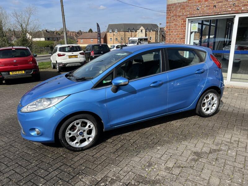 FORD FIESTA