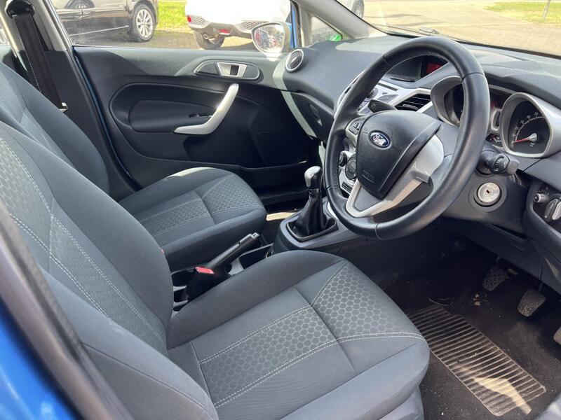 View FORD FIESTA 1.25 Zetec 5 Door Hatchback Low Miles Long MOT