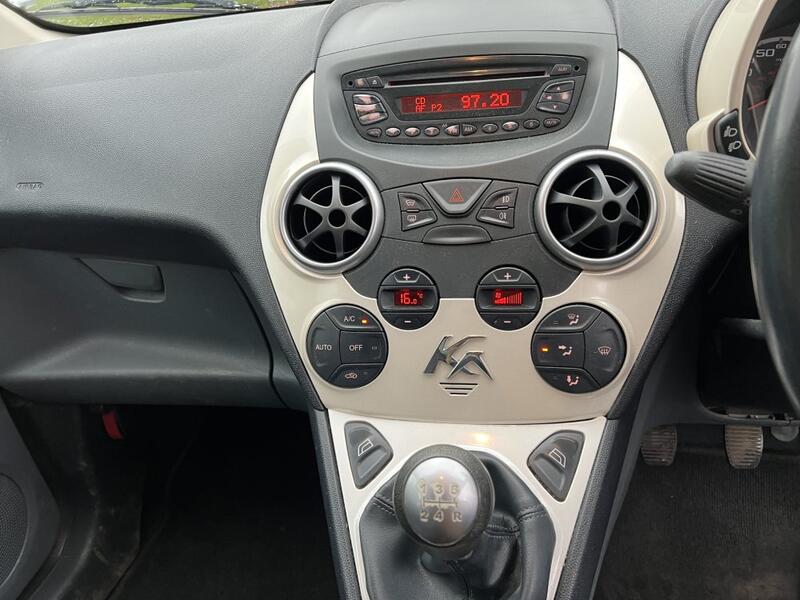 FORD KA