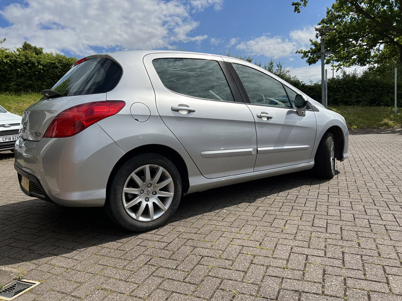 View PEUGEOT 308 1.6VTi  SE PETROL LOW MILES 82,000 WITH HISTORY PANORAMIC ROOF