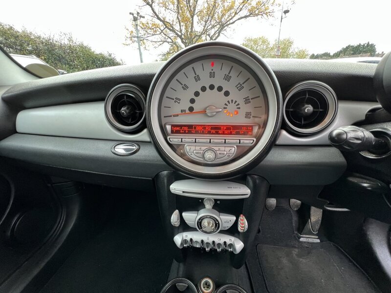 MINI HATCH COOPER