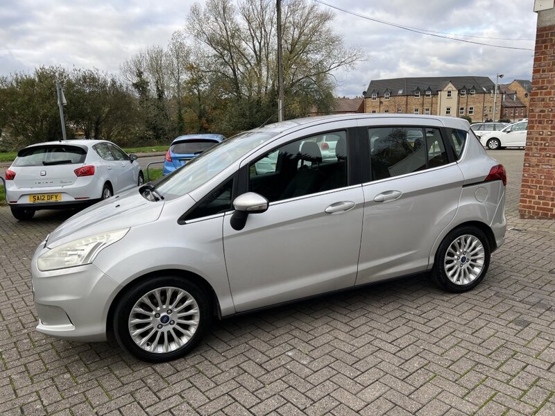 FORD B-MAX