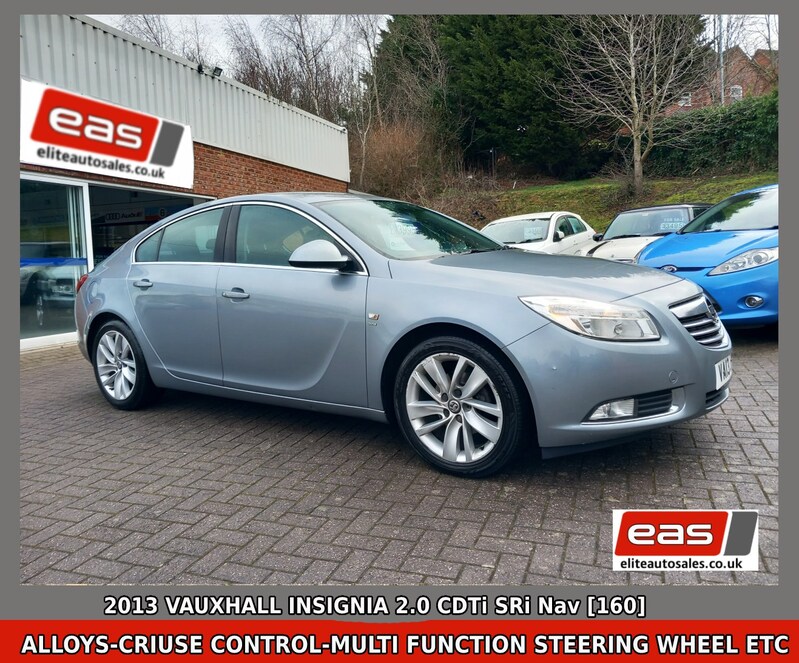 View VAUXHALL INSIGNIA 2.0 CDTi SRi NAV [160] 5dr FAMILY HATCHBACK DIESEL MANUAL