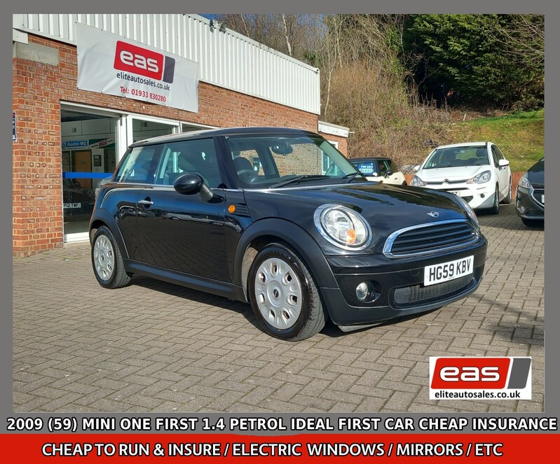 View MINI HATCH ONE FIRST 1.4 LOW MILEAGE IDEAL 1ST CAR CHEAP TO RUN AND INSURE