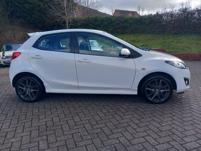 View MAZDA MAZDA2 TAMURA 1,3 PETROL IDEAL FIRST CAR