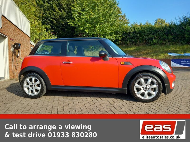 View MINI HATCH COOPER 1.6 PETROL, SERVICE HISTORY LOW MILEAGE GREAT VALUE COOPER