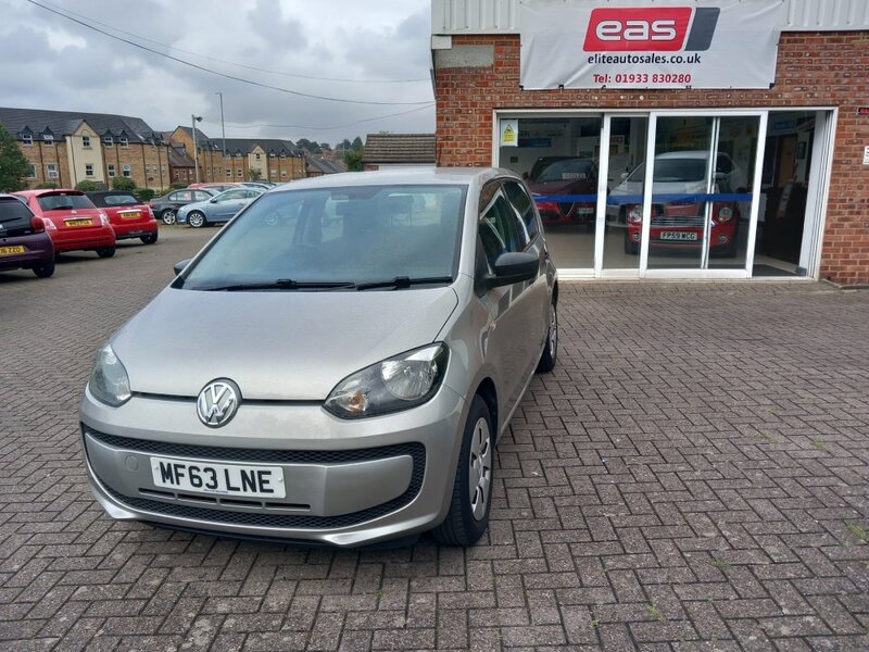 VOLKSWAGEN UP